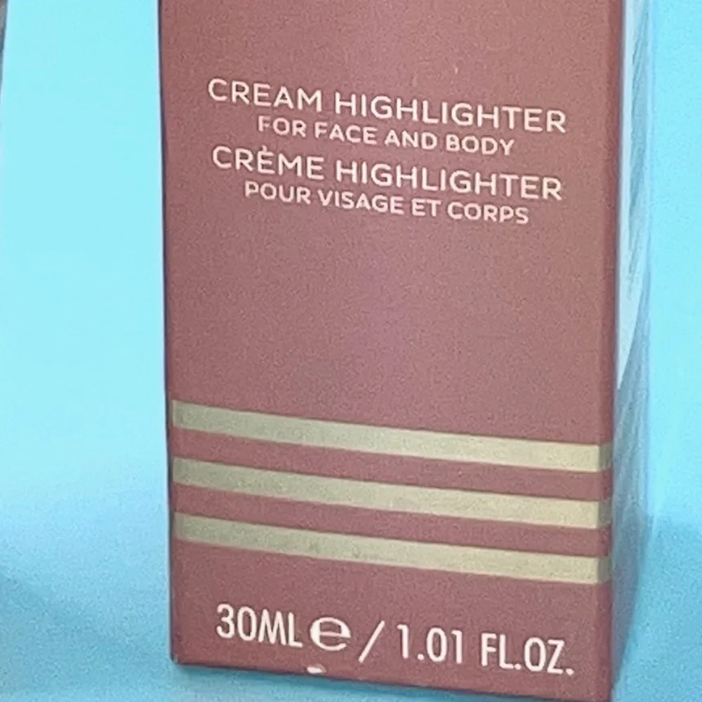 Vita Liberata Blur Luminosity ROSE Cream Highlighter Face & Body NIB